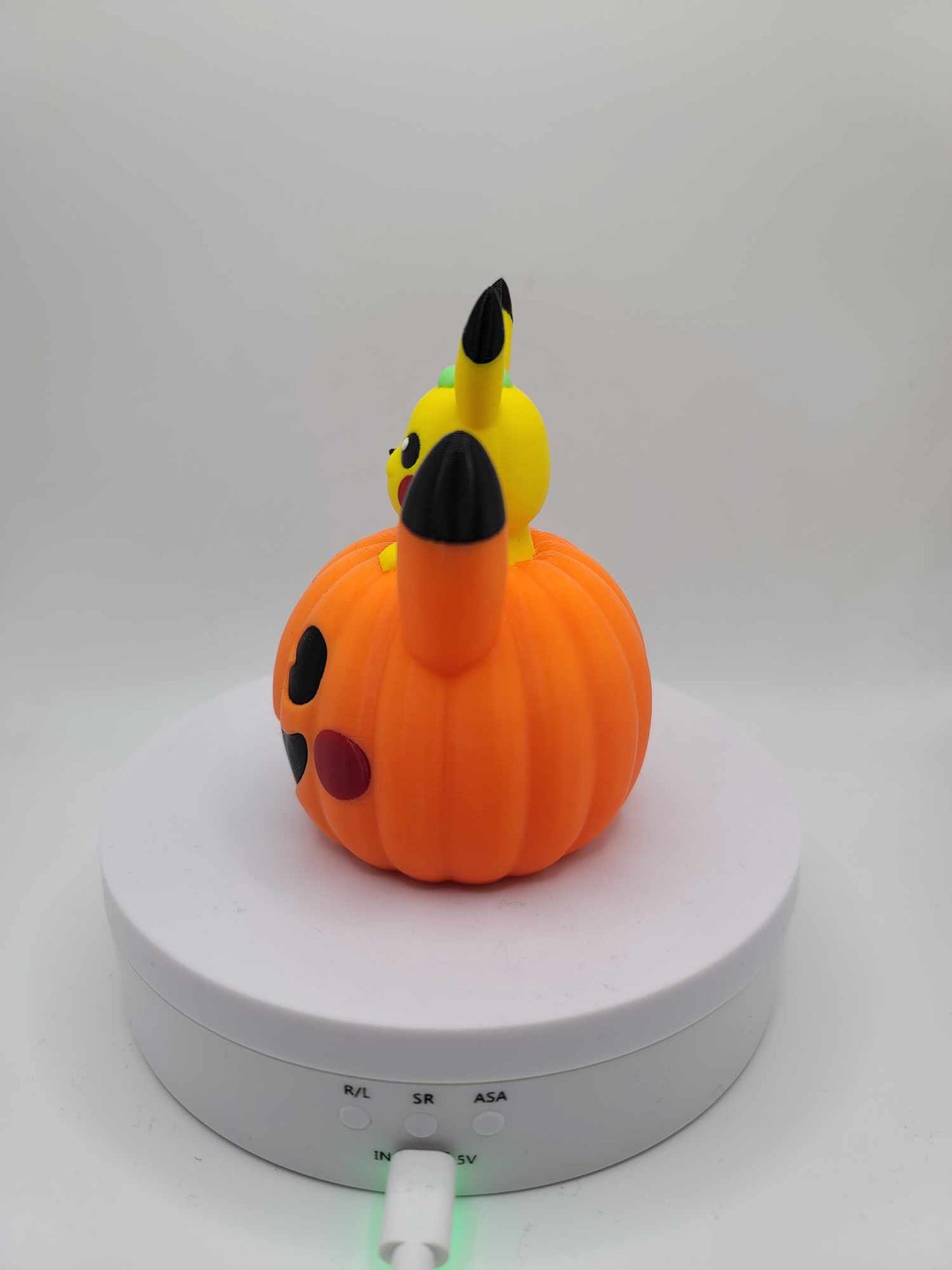 Halloween Style Pikachu 2